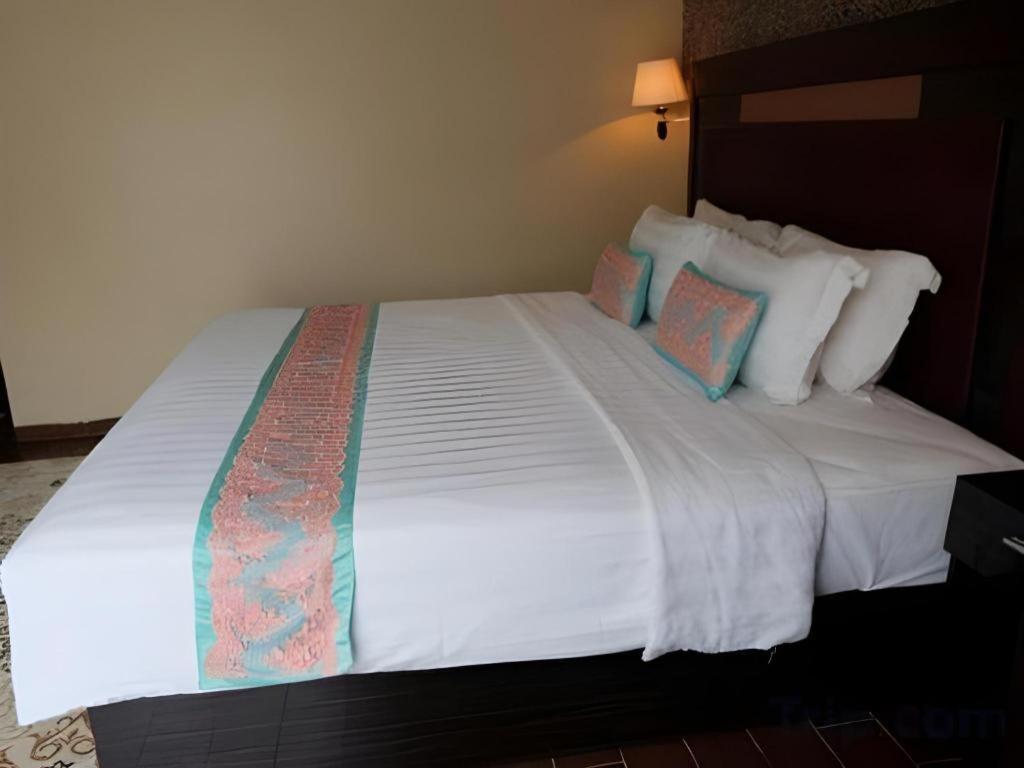 The Belagri Hotel And Convention Sorong Exterior photo