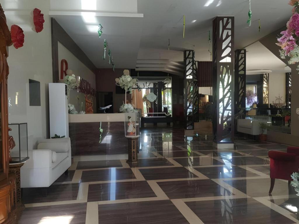 The Belagri Hotel And Convention Sorong Exterior photo