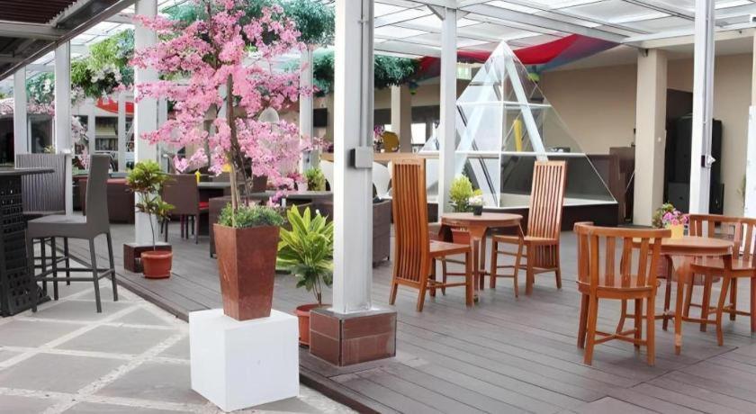The Belagri Hotel And Convention Sorong Exterior photo