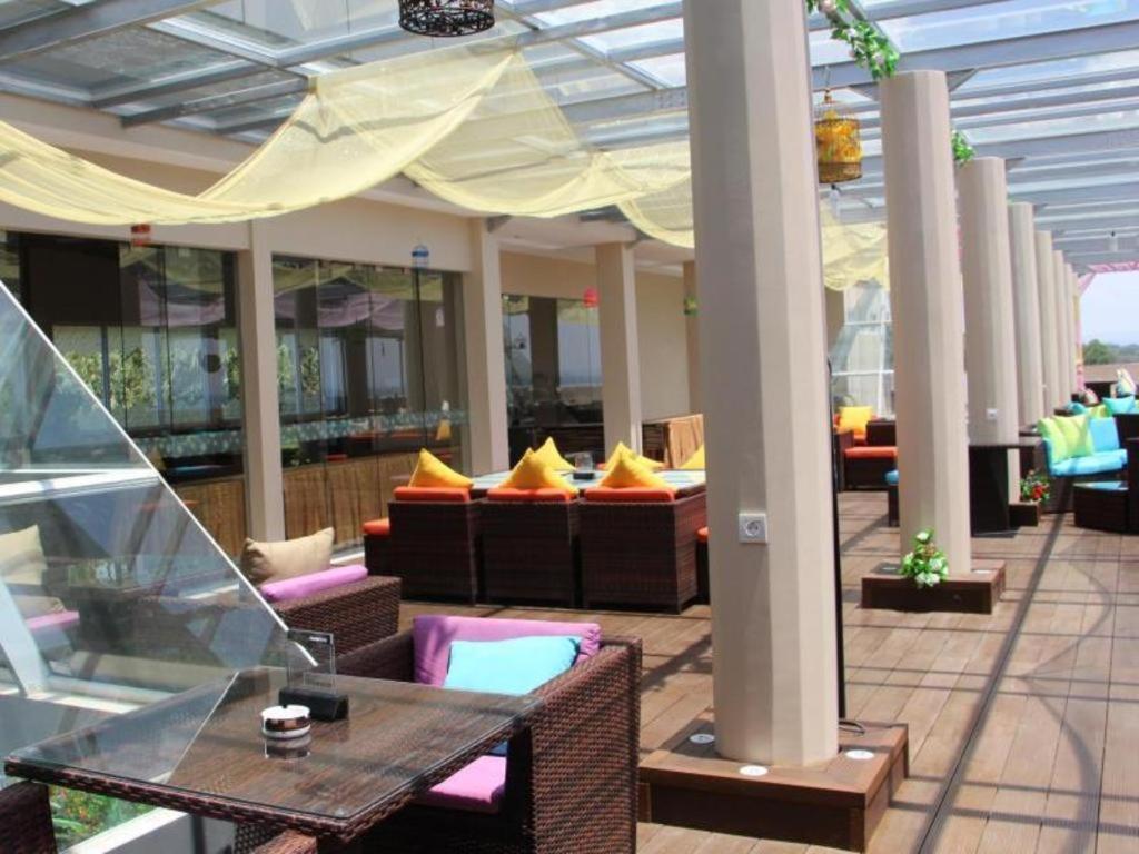 The Belagri Hotel And Convention Sorong Exterior photo